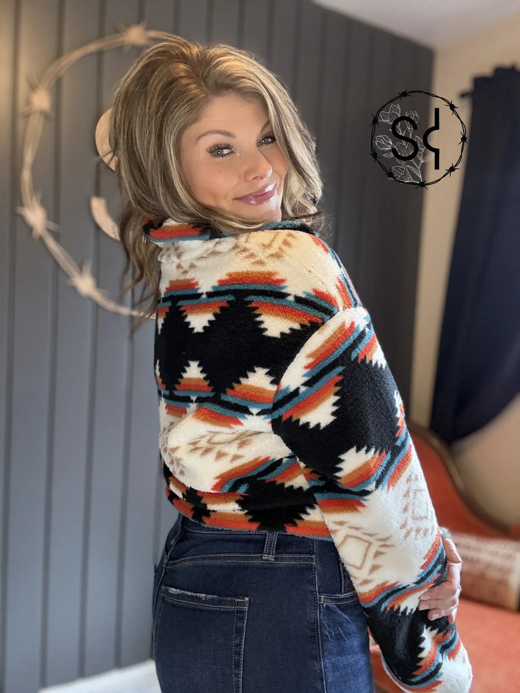 Flathead Cropped Zip-Up